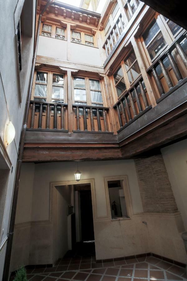 La Casa Del Liron By Toledo Ap Appartement Buitenkant foto